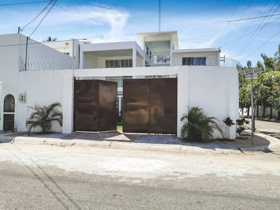Casa Bella Vista Villa ปูแอร์โตเอสกอนดิโด ภายนอก รูปภาพ