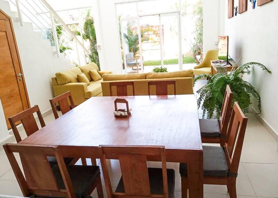 Casa Bella Vista Villa ปูแอร์โตเอสกอนดิโด ภายนอก รูปภาพ